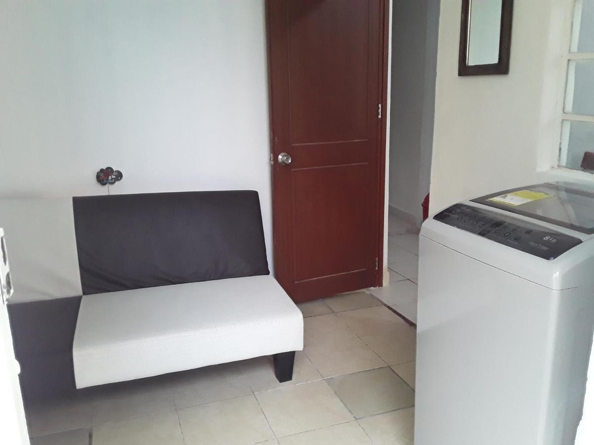 Okar Hostel - Bogota Airport ภายนอก รูปภาพ
